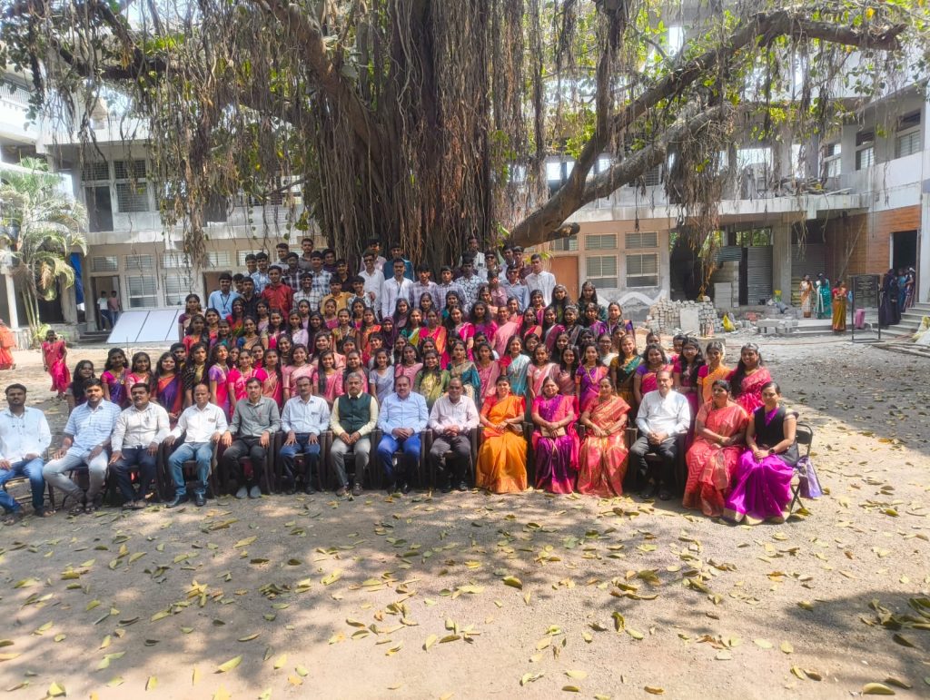 इयत्ता बारावीच्या विद्यार्थ्यांसाठी सदिच्छा समारंभ संपन्न झाला